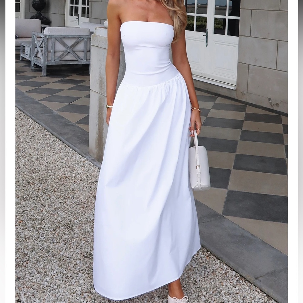 White Fox Boutique take back White Maxi Dress